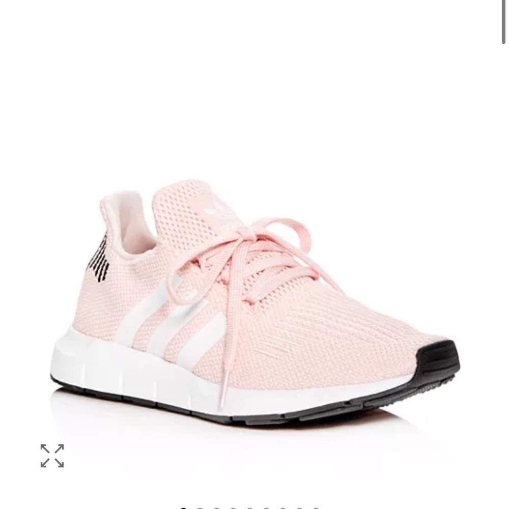 Adidas swift run women’s knit pale pink sneakers. Size 7.5. EUC.